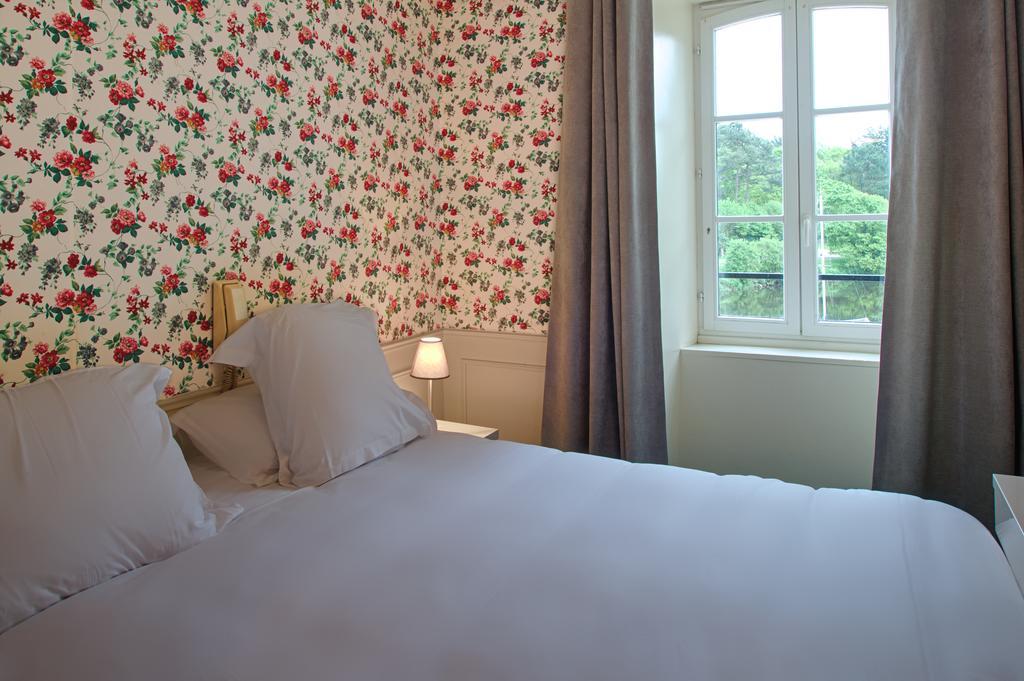 Hotel De Charme Les Mimosas Pont-Aven Zimmer foto